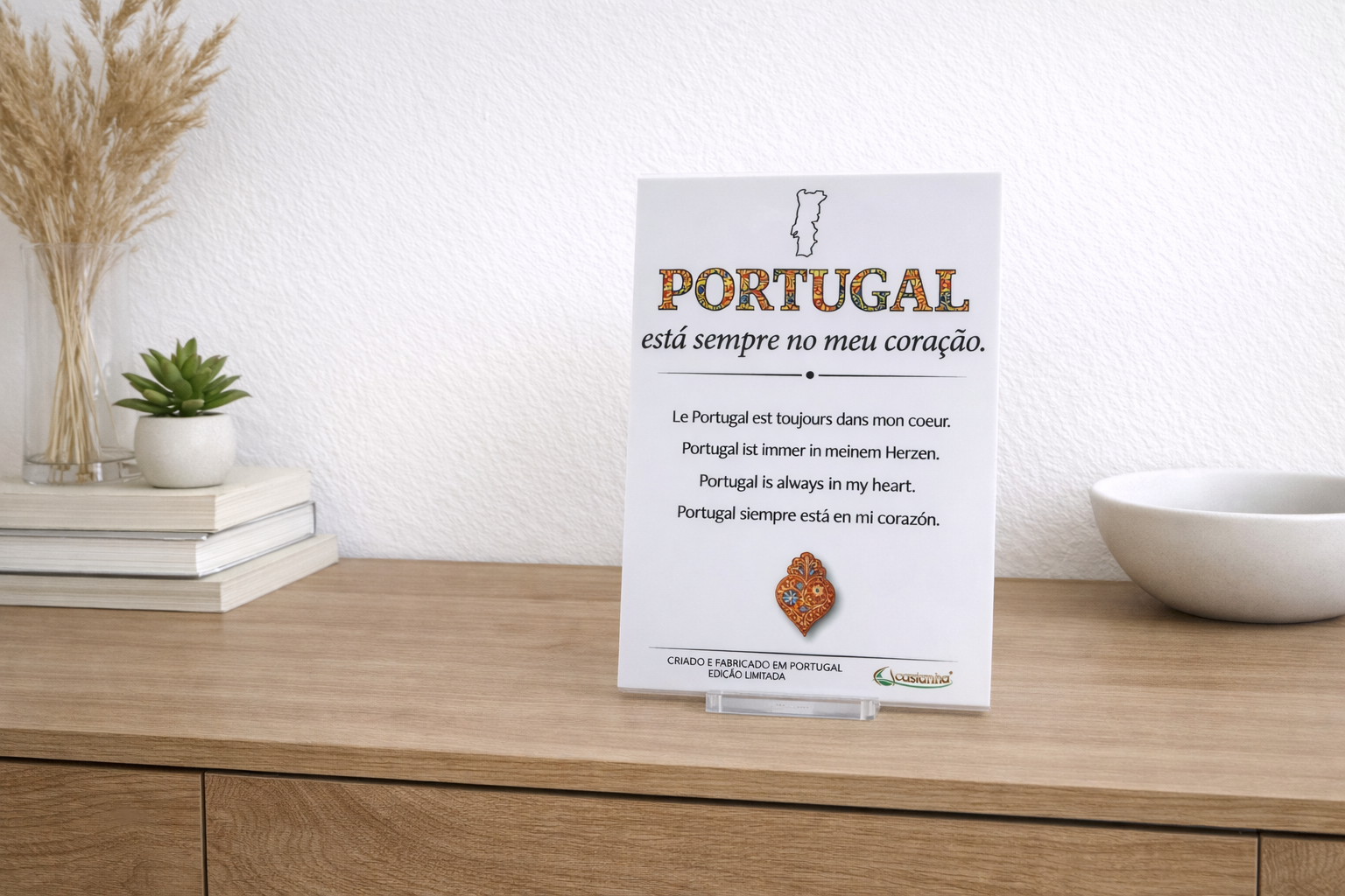 Placa Decorativa em Acrílico - Portugal no coração | Presente Premium