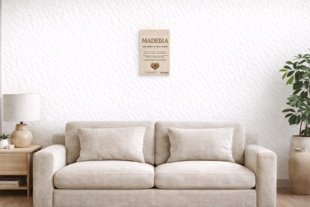 Placa Decorativa em madeira - MADEIRA no coração | Presente Premium